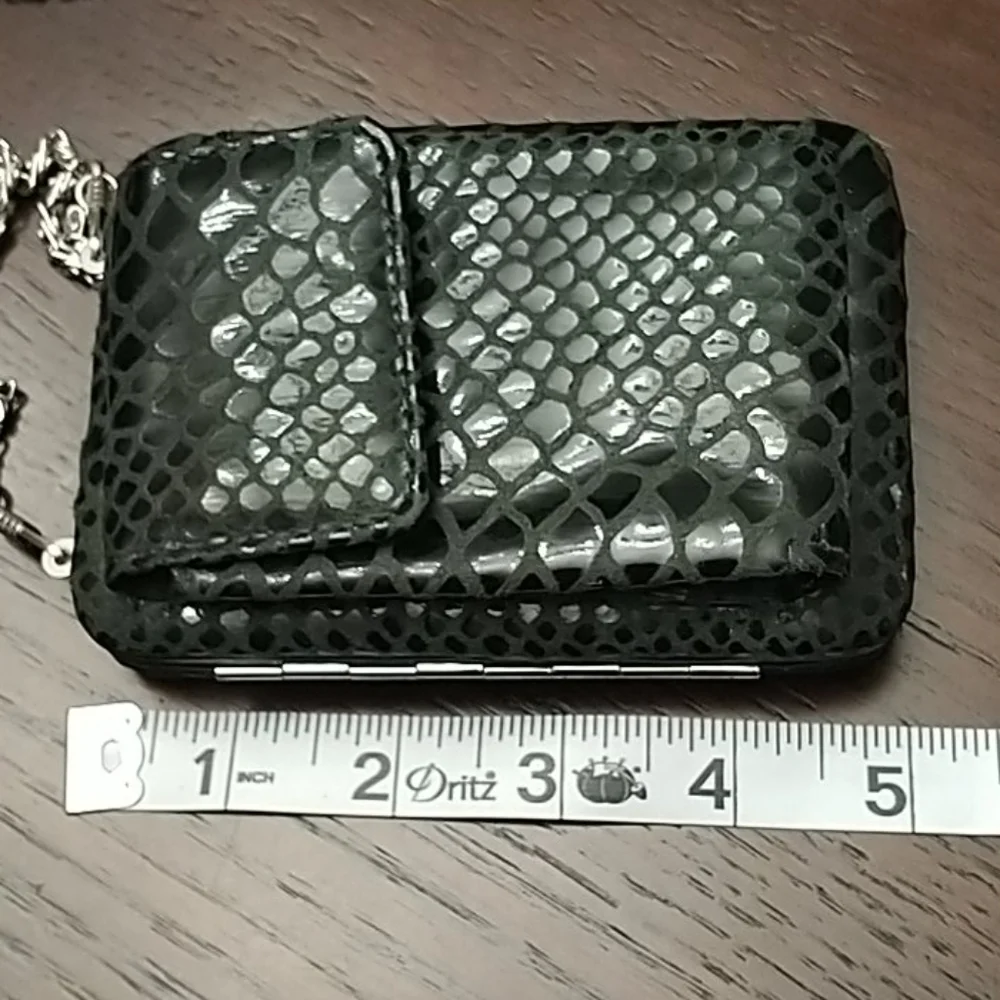 Small Wallet/Wristlet w Silver Chain to Crossbody